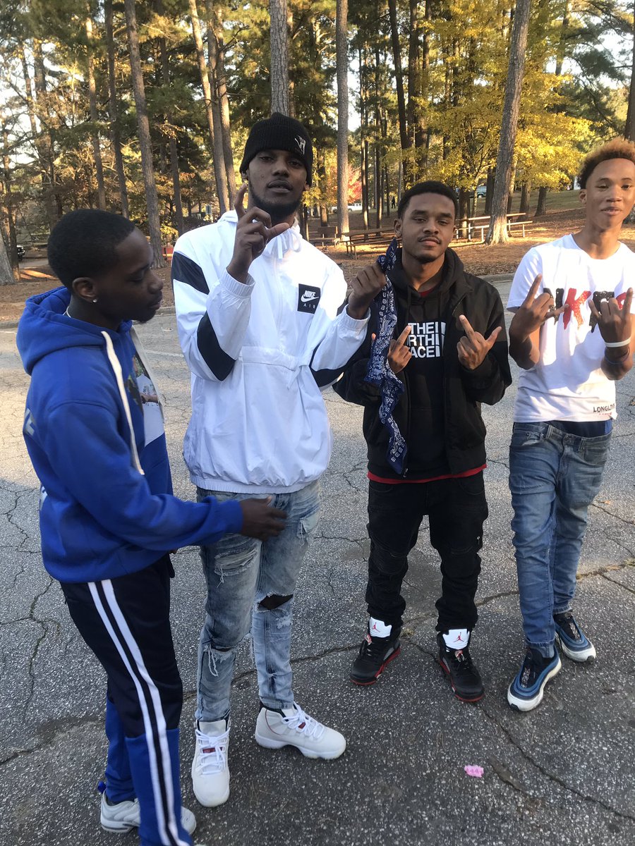 donbinladen's tweet photo. LongLiveMike fa the rest of my days Happy Cday Lubro You 18 Now #LLM4E π https://t.co/3x8itY6qRg
