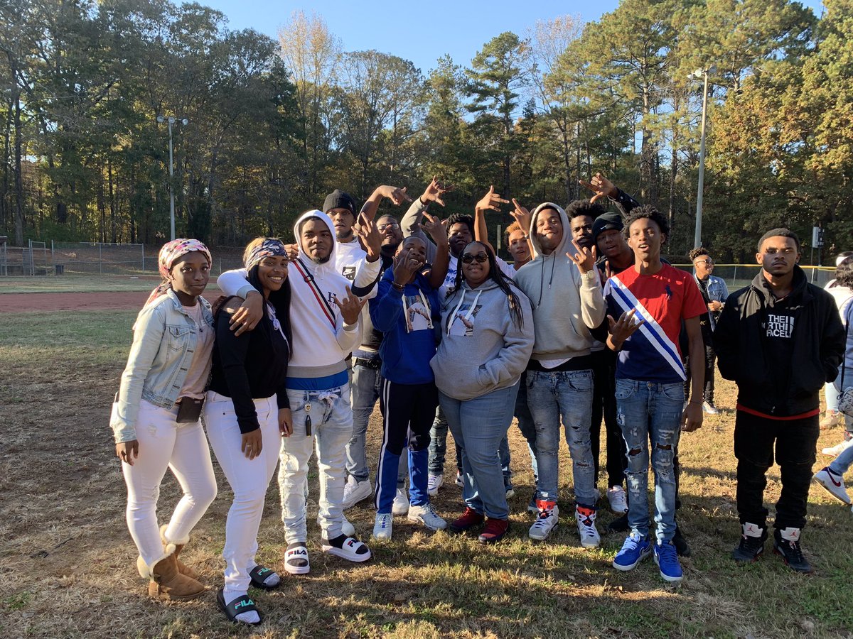 donbinladen's tweet photo. LongLiveMike fa the rest of my days Happy Cday Lubro You 18 Now #LLM4E π https://t.co/3x8itY6qRg