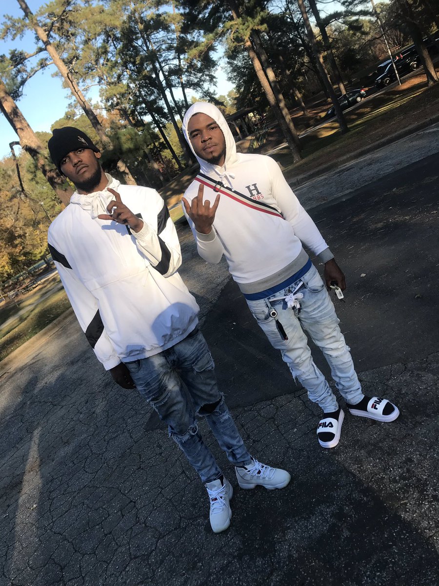 donbinladen's tweet photo. LongLiveMike fa the rest of my days Happy Cday Lubro You 18 Now #LLM4E π https://t.co/3x8itY6qRg