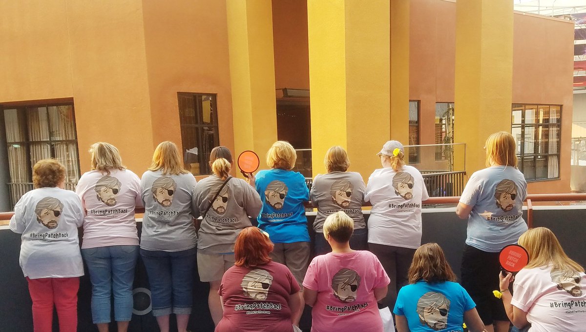 gatorx_files's tweet image. Thank you @nbcdays @carlivatiron @greg_meng @aalarr for another great #DayOfDays weekend! My friends and I have one humble request - we would love to see @officialnichols at the next one!! Please #BringPatchBack for 2019!! #Days #DOOL #PatchandKaylaForever