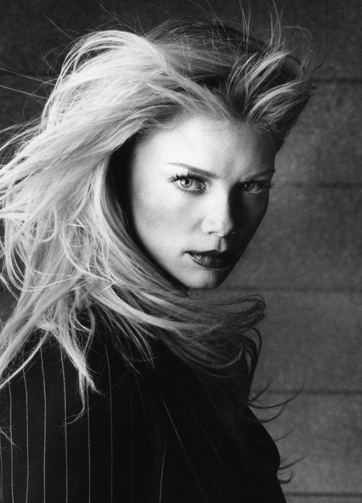 Happy Birthday, Peta Wilson! (Nov. 18, 1970) 