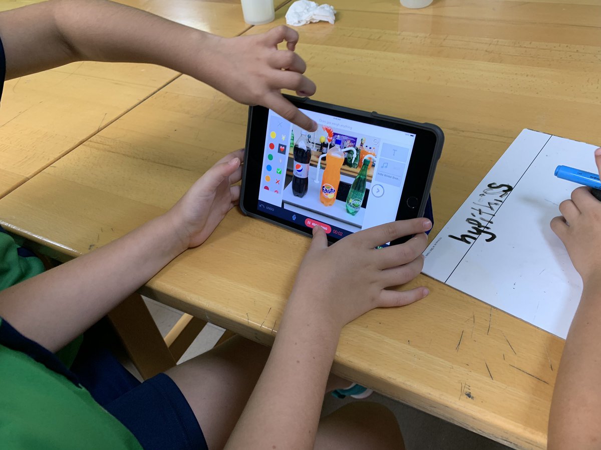 Jane_Gaughan's tweet image. 3JG are excited to use #ShadowPuppetEdu to present their Scientific Method for ‘How the world works’ on @Seesaw #BeHappyBeGCS