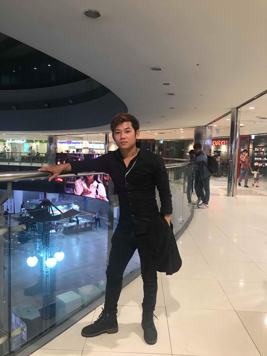 leanghong12's tweet photo. រកយូហើយមិនបានសង្សានឹងចឹង https://t.co/Ta6RWKNPbe
