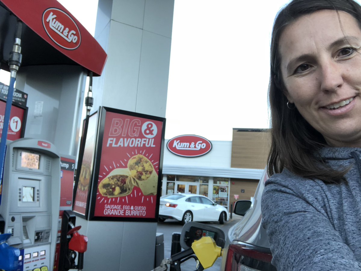 cornpolitics's tweet photo. Thank you @kumandgo for offering the # #FuelChoice of #E85 at our second & final fuel up of our trip— just off I70 in Avon CO just after Denver. We made it 100% of the way with #CornFuel! @iowa_corn https://t.co/yYKwy9Yv1F