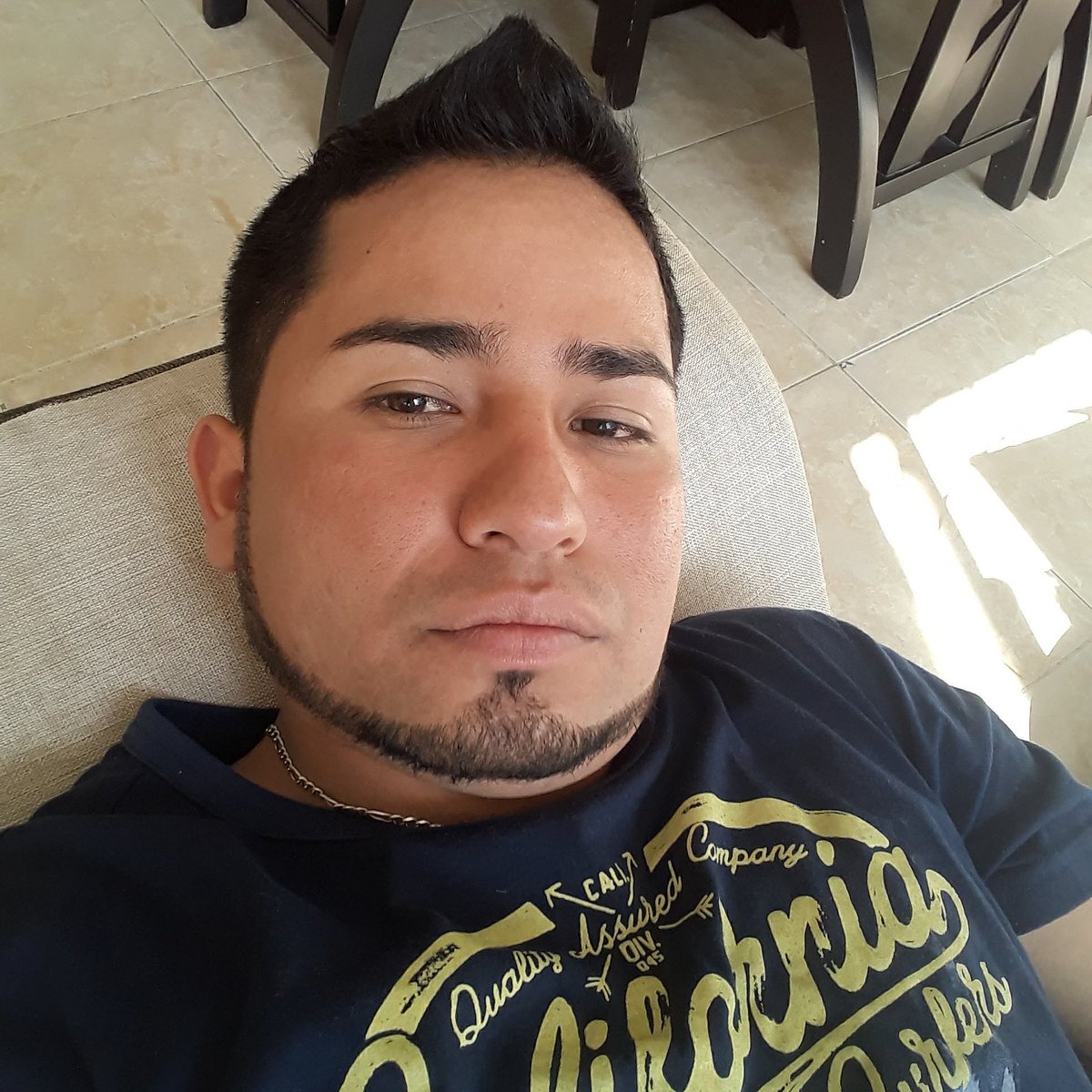 fernei2010's tweet photo. #NuevaFotoDePerfil https://t.co/7ZROq7XLwL