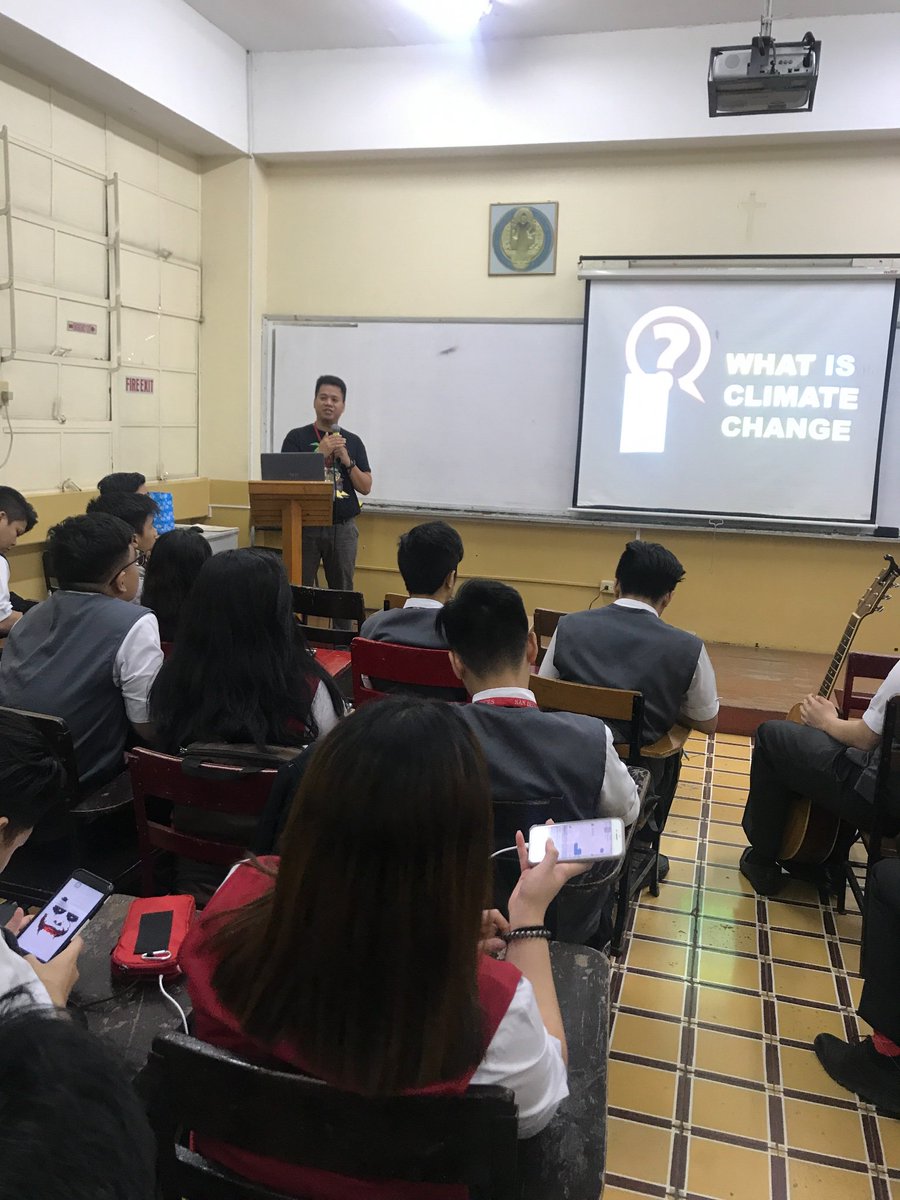 SanBedaUnesco's tweet photo. Happening now: Second speaker Mr. Rodrigo Magat discussing the steps how to ease climate change.
#UNESCOEmpowerYouth
#GreenResponsibility https://t.co/Po9T20JXZU