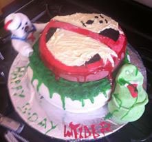 Solidparents's tweet photo. The Birthday Cake Tradition - check out the blog post if you have a moment! #birthdaycakes #cakemaking #fondantcakes #fortnite #garbagetruck #ghostbusters #mario #millenniumfalcon #parenting #solidparent #starwars #teamworkworks #tequila #zelda https://t.co/mMjkxU95Rn https://t.co/joVp9oWQPh