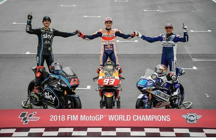 motogplovers_ML's tweet photo. #minza
Prediksi tahun depan dong?
Bagaimana nih kalau semisal semua pembalap memiliki motor dg tingkat kompetitif yg sama? Siapa yg akan jadi juaranya??? https://t.co/6pA4NO98kQ https://t.co/y2eYfYOYEV