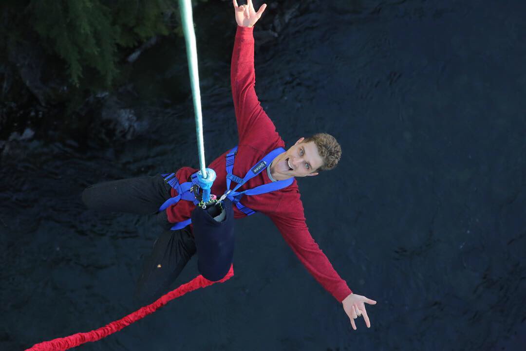 AlexanderCubis's tweet photo. Thank you @Whistler_Bungee for an amazing day! #bungee #bungeejump https://t.co/zk03JQPkGs