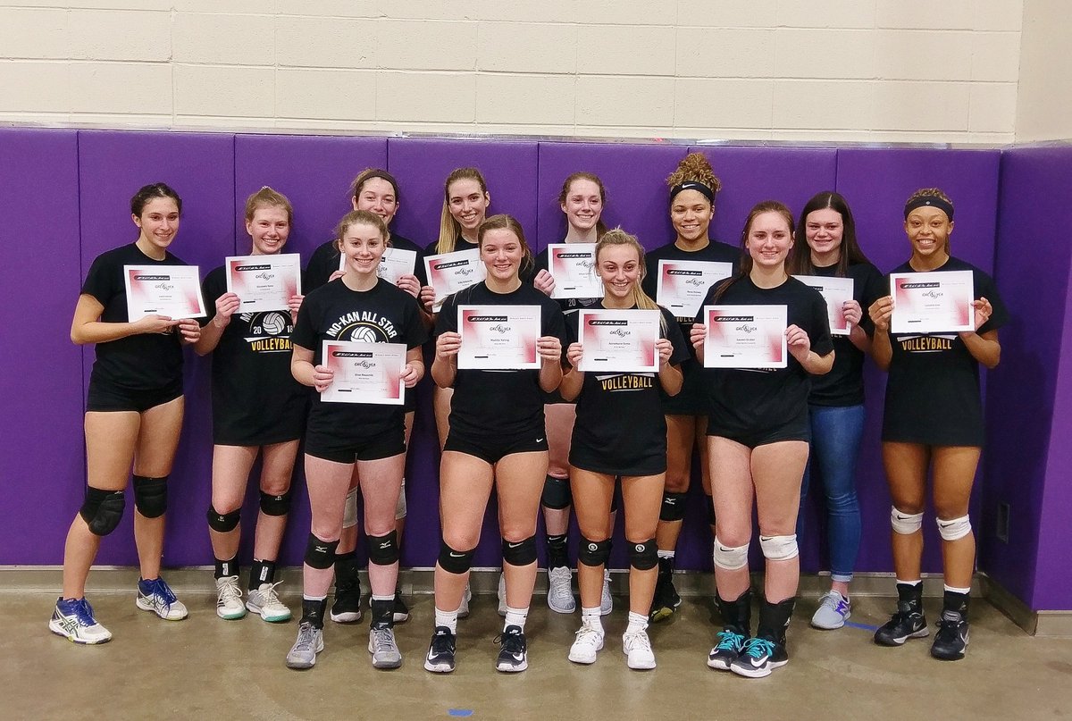 gacreason's tweet photo. @PHHSActivities 
8 kills and 0 errors.  Great job representing by Ana Hanes at the Mo/Kan All-Star volleyball match on Sunday! https://t.co/0d7xcWZSJt