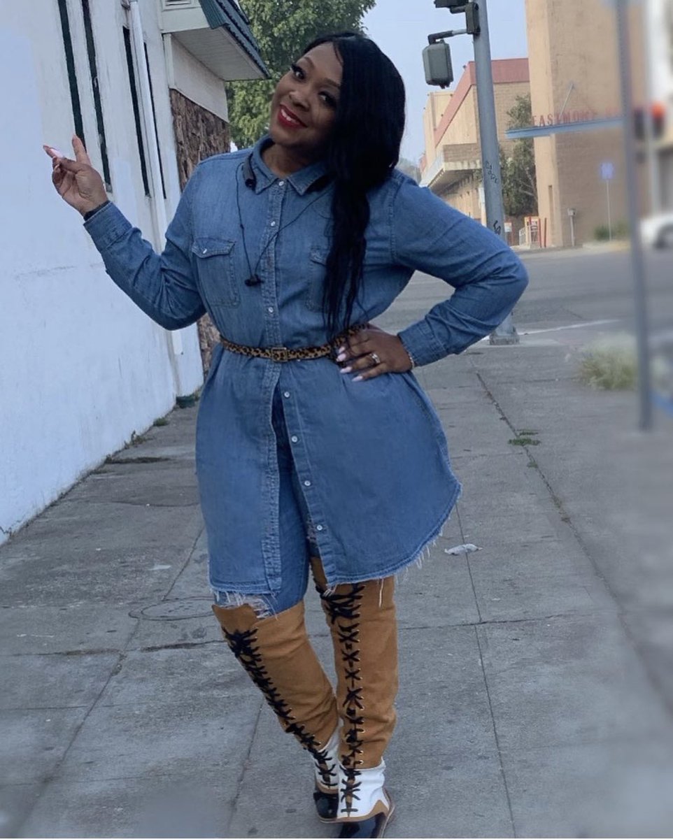 Today was a good day! 
#top #jeans and #belt: <a href="/target/">Target</a> 
#boots <a href="/amazonfashion/">Amazon Fashion</a> 
#casualsunday #stepoutofyourcomfortzone #getstyled #styledbynikija
styledbynikija.com
