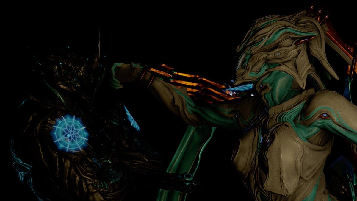 isuldenn's tweet photo. Photo with @asurachandra  garuda and ash.  @PlayWarframe  #fortuna  #warframe #warframeash #warframegaruda https://t.co/Owj2AqrpOA