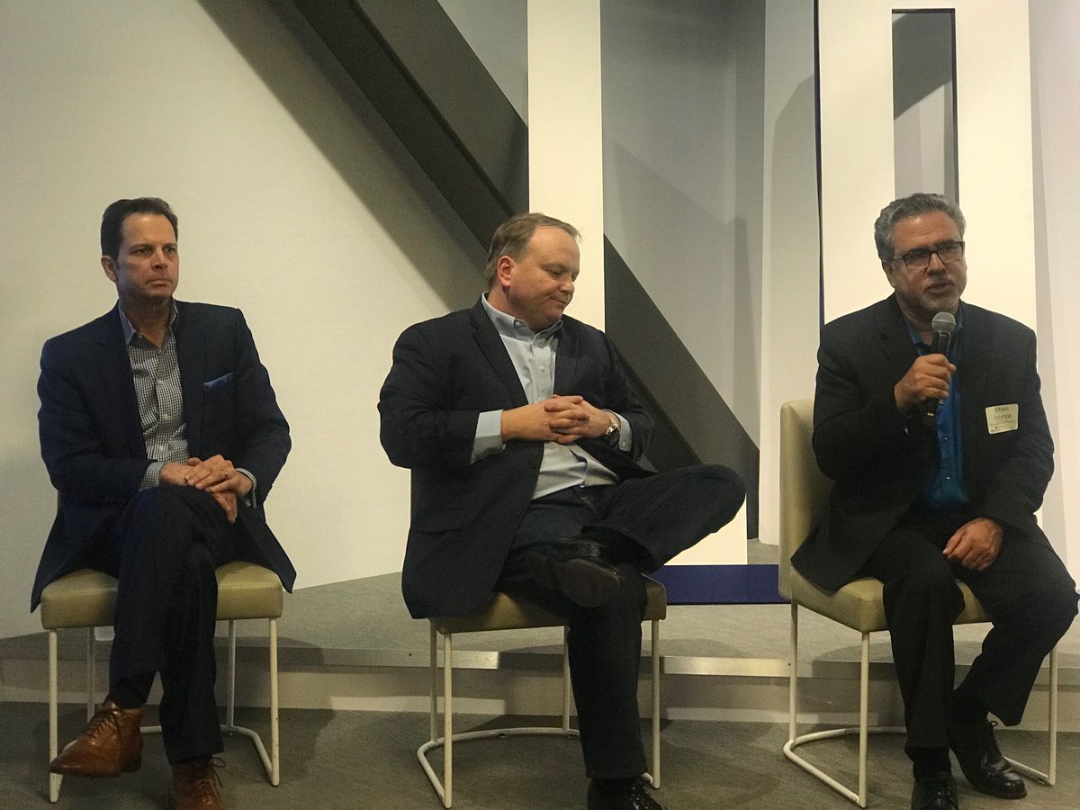 What a fantastic night of spectacular panelists! #EmergingLeaders are extremely grateful for Keith Cox, Patrick Drouillard and Efrain Inzunza 's knowledge-filled gathering. #leadership #socal