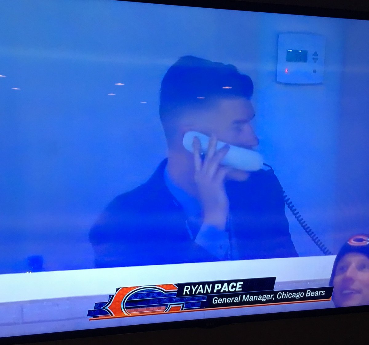 WaddleandSilvy's tweet photo. “Hey Jon?!
Congrats on beating the #Cardinals.
Thanks for trading us Khalil Mack.
Happy Holidays”

#Bears https://t.co/hH9eFNpG9x