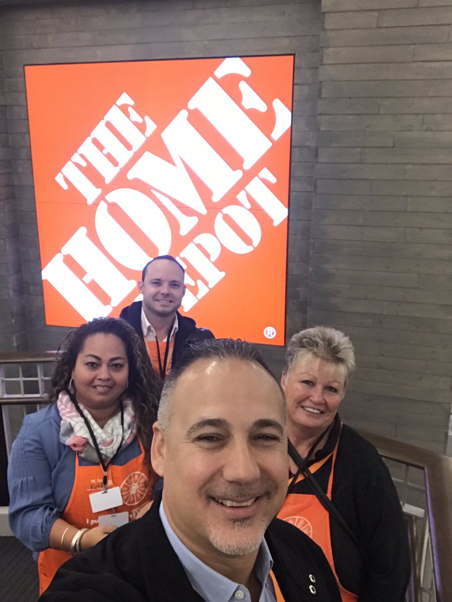 dsaraiva5's tweet photo. It was a pleasure meeting you all. Had an amazing time at the BSC and SSC. Met some fantastic team members and finally put a face to the voices and solidified our partnerships! Awesome team! Can’t wait for the next trip. #atlanta #homedepot #miamiteam #ssc #bsc #makingithappen https://t.co/JSI8Mke3jN