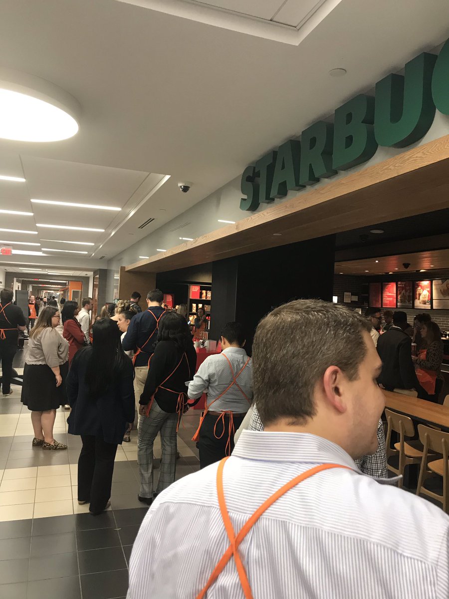 dsaraiva5's tweet photo. It was a pleasure meeting you all. Had an amazing time at the BSC and SSC. Met some fantastic team members and finally put a face to the voices and solidified our partnerships! Awesome team! Can’t wait for the next trip. #atlanta #homedepot #miamiteam #ssc #bsc #makingithappen https://t.co/JSI8Mke3jN
