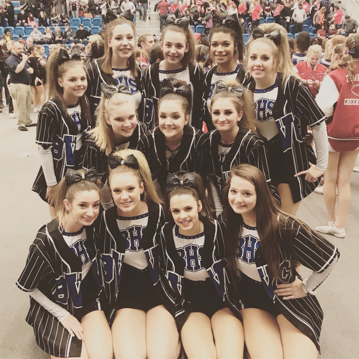 bhsvc's tweet photo. 📣 Finishing 6th (with a bid to Nationals) in the State in a tough Division 1! 💙 So proud of these ladies! They went out today and left it all on the mat! Their bond and this journey has been one for the books! Be proud of yourselves ladies!! 💙 #bvcfamily #bvcfall2018 #RBDYGG https://t.co/vWrPmJzBlI