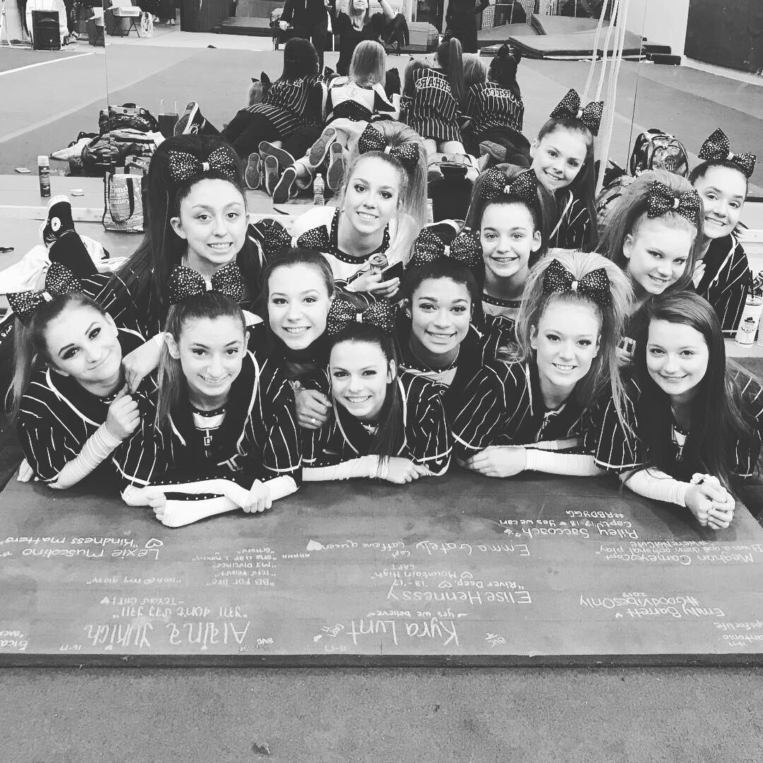 bhsvc's tweet photo. 📣 Finishing 6th (with a bid to Nationals) in the State in a tough Division 1! 💙 So proud of these ladies! They went out today and left it all on the mat! Their bond and this journey has been one for the books! Be proud of yourselves ladies!! 💙 #bvcfamily #bvcfall2018 #RBDYGG https://t.co/vWrPmJzBlI