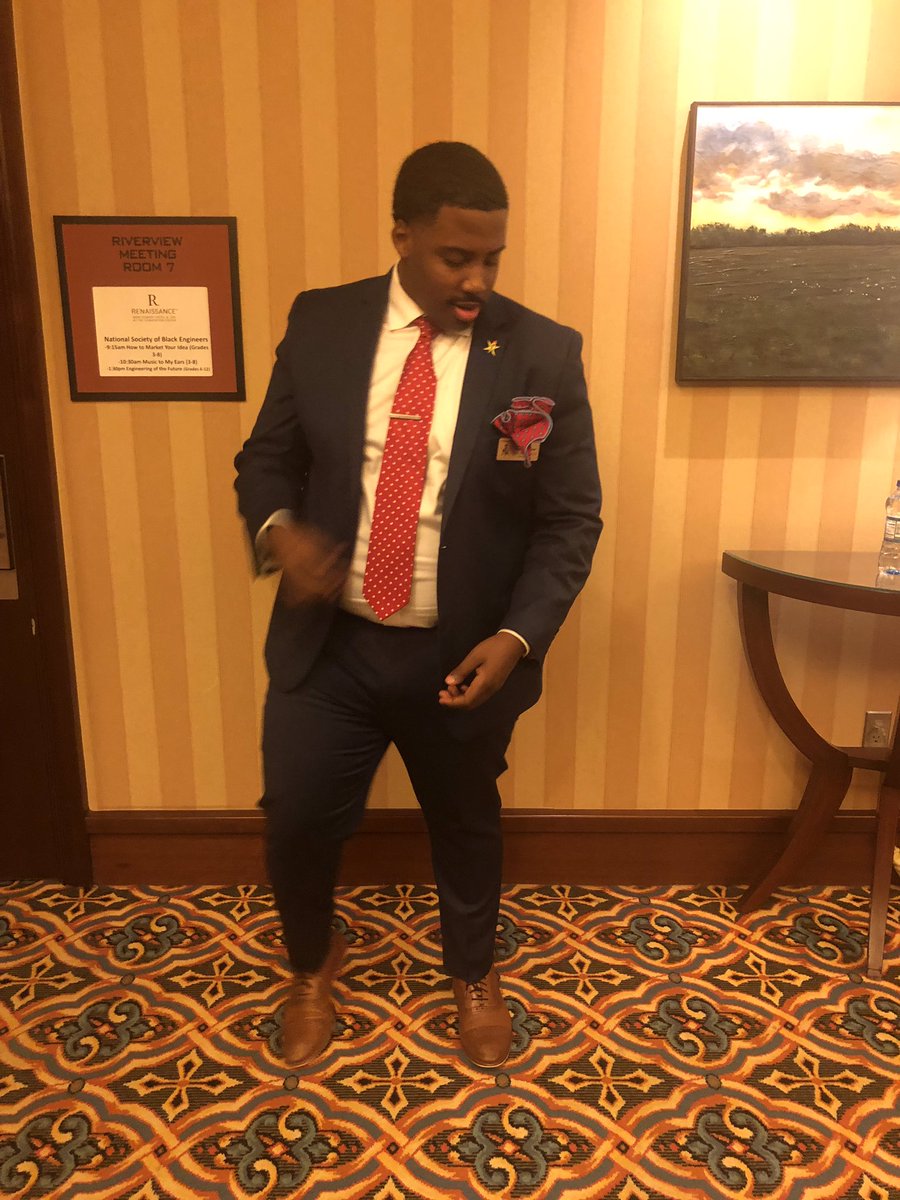mrafisherii's tweet photo. Sir Chair Business is Business
#R3FRC #3Ready #NSBE https://t.co/Ef9FJ8Qqes