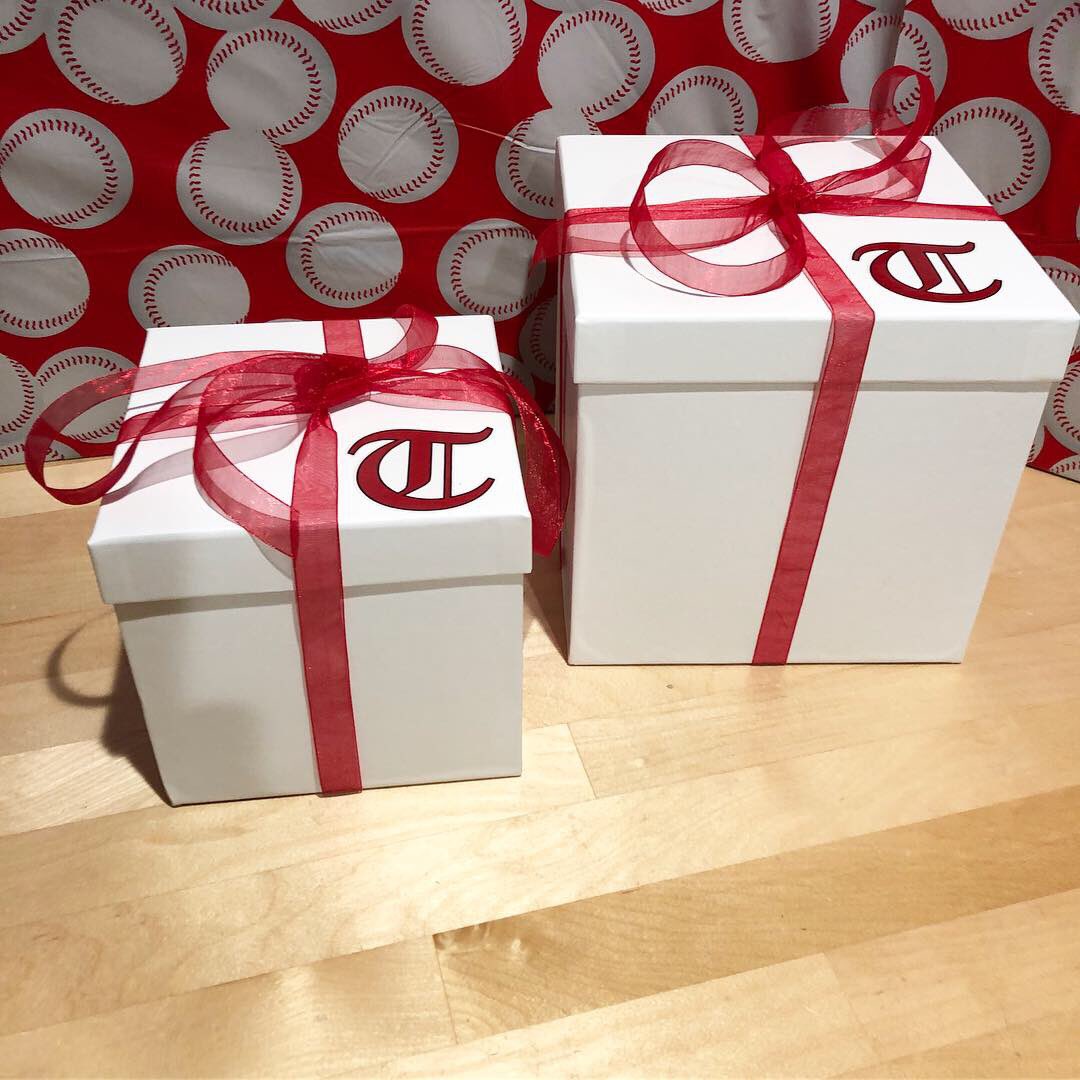 TyrusBaseball's tweet photo. Tyrus Holiday Gift Boxes will be available for purchase tomorrow! Stay tuned!
#tyrusbaseball #holiday #holidays #sale #discount #giftbox #giftboxes #gift #gifts #present #presents #baseball https://t.co/wvB1glUNMn