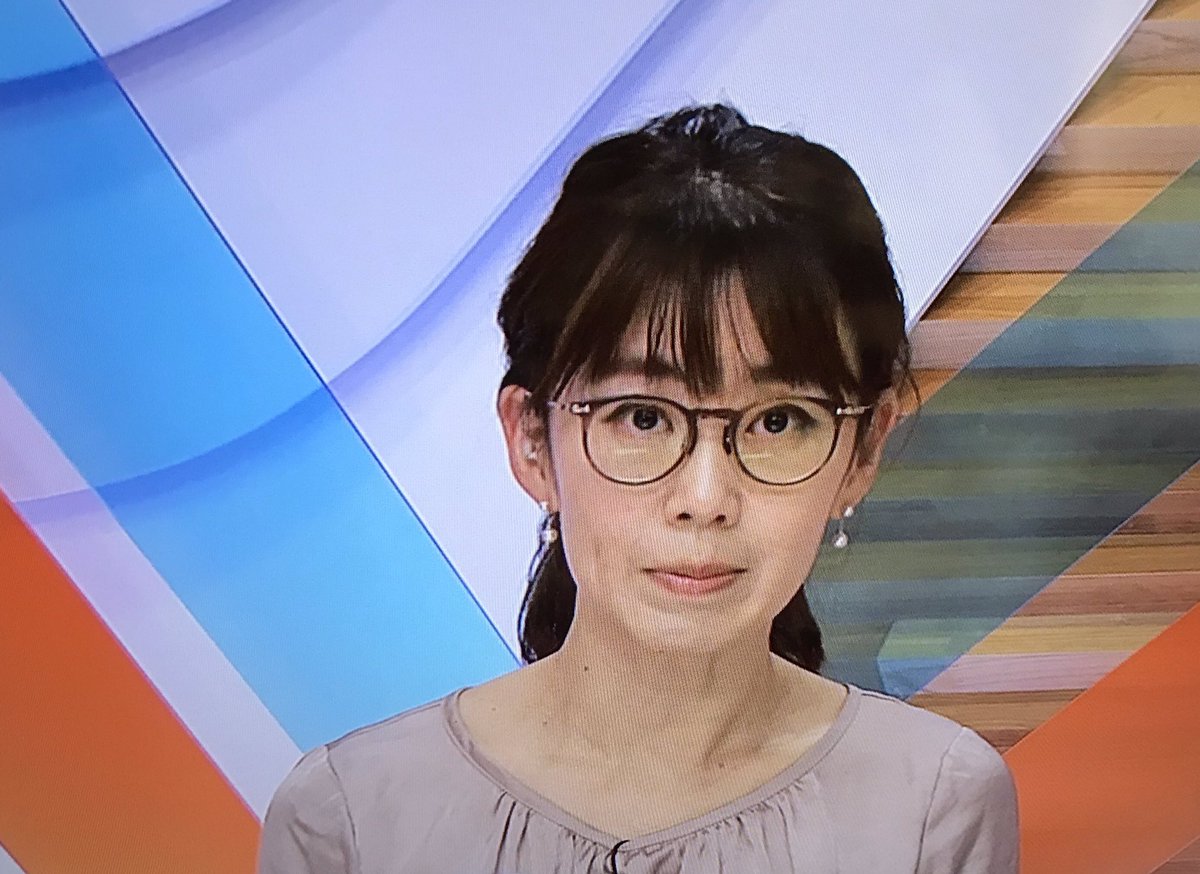 うさぎママ على تويتر 地元のテレビに登場したメガネ美人女子アナ なにげに嬉しい