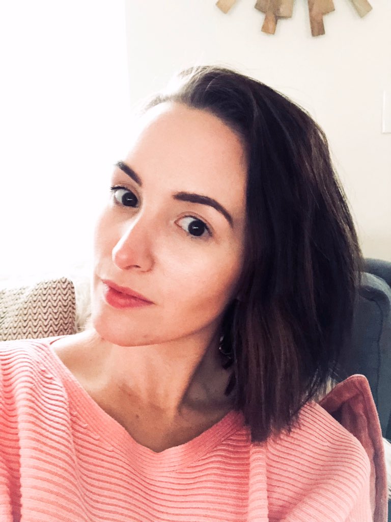 PrincipalRLA's tweet photo. Day18 #GratitudeSnaps I often look at my wife in awe. As beautiful as she is outwardly she is 100xs that inwardly.  Kind, Giving,Godly, loving, and full of joy.  She has a story of heartache but she has overcome and SHINES!  #shewouldkillme #imarriedup @TaraMartinEDU @tishrich https://t.co/hoGUBgBCYh