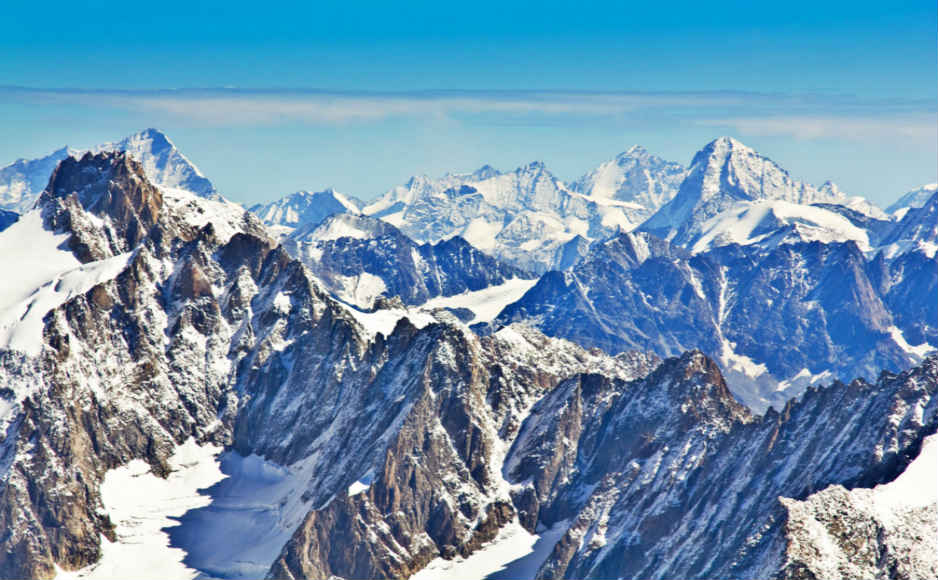 Diercon's tweet image. There is not a heart but has its moments of longing, yearning for something better, nobler and holier than it knows before.