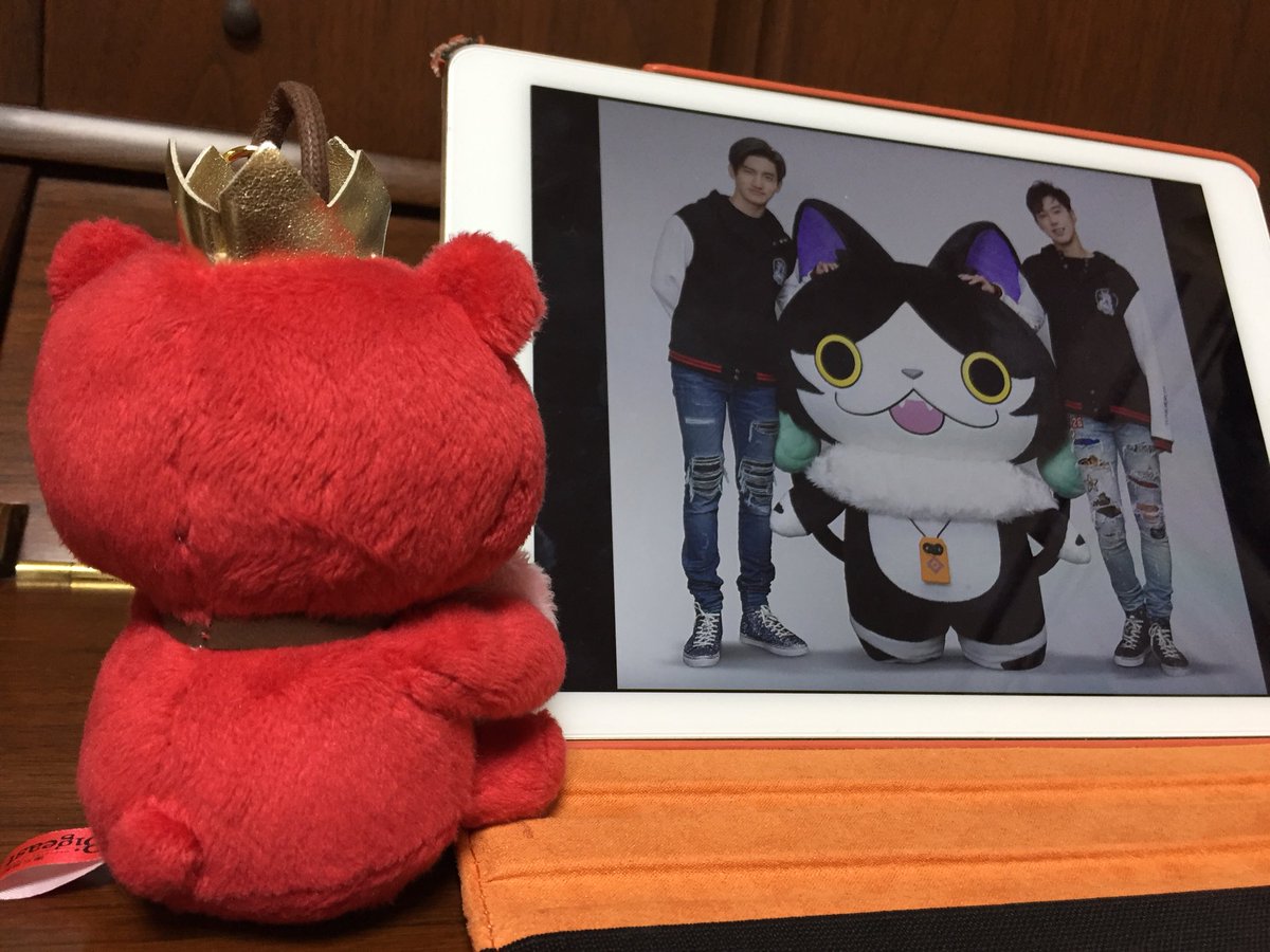VDB1nvcQbAVpE1x's tweet photo. 心がチクチクするよ…
これは、なんだろ…
#Jealous 
#東方神起 https://t.co/sP76Nd0897