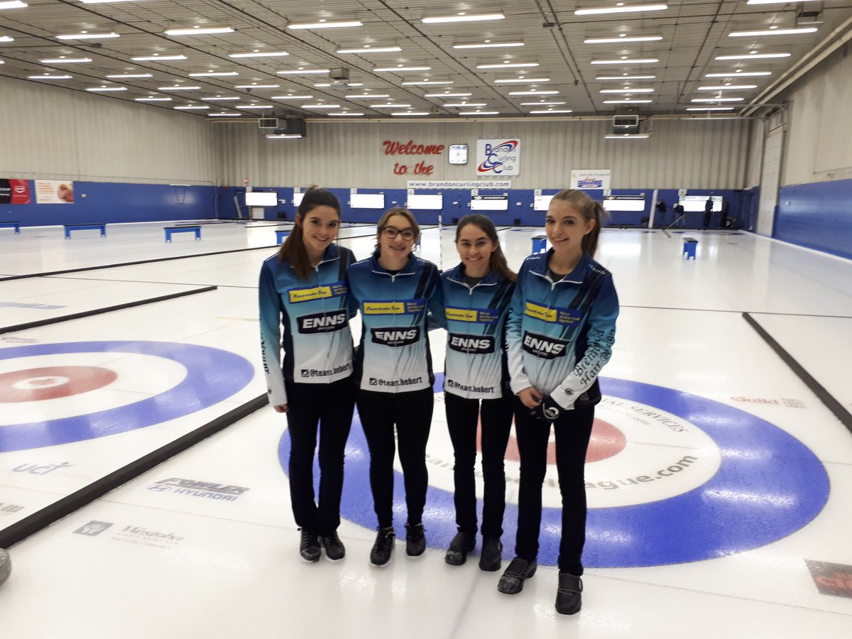 SuperPiperTBay's tweet photo. .@curlnoca #teamhebert awesome experience in @sunlife junior challenge. @DynastyCurling @C_hodgy @kevinhurrie amazing work! #fearthemoose #curling https://t.co/eyTkPFFFYz
