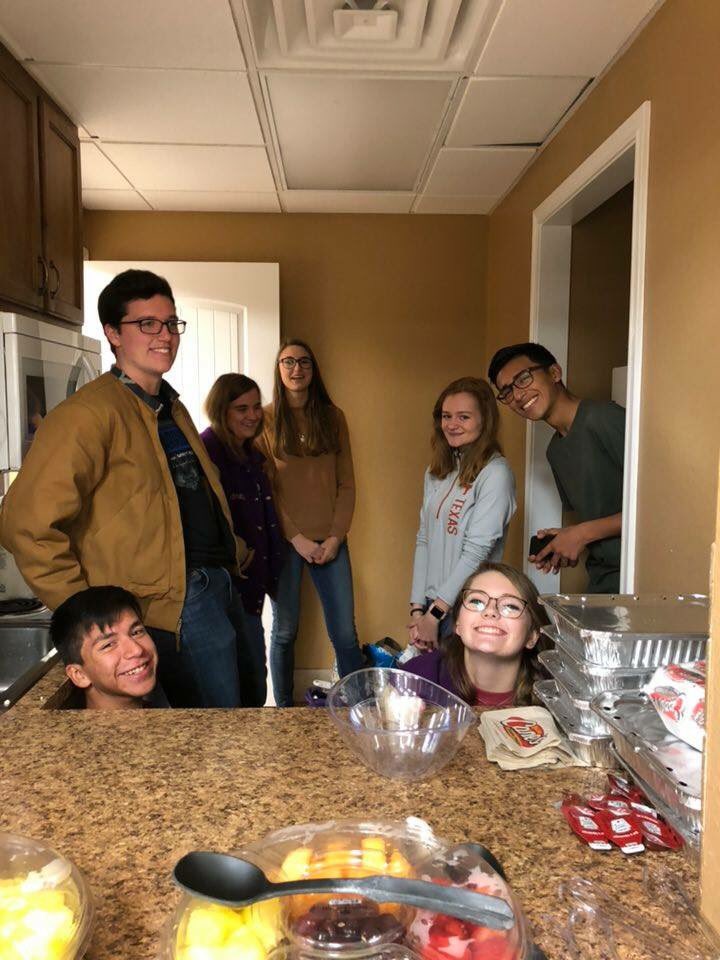 itsheybails's tweet photo. Thank yall for making my 18th birthday special!!! https://t.co/0roe8eiVw7