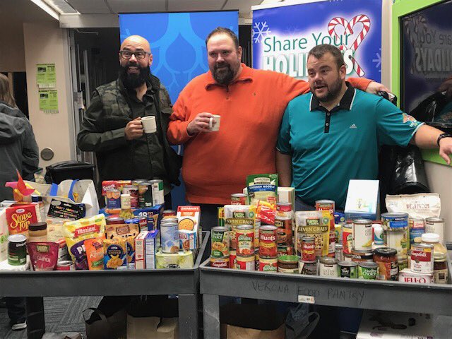 BluetreeNetwork's tweet photo. Success? Oh, you betcha 😍🤩🤤😋
2018 Brinner is in the books. #BlueleafGiveBackWeek
@SecondHarvestFB
@nbc15_madison https://t.co/omUievNSCc