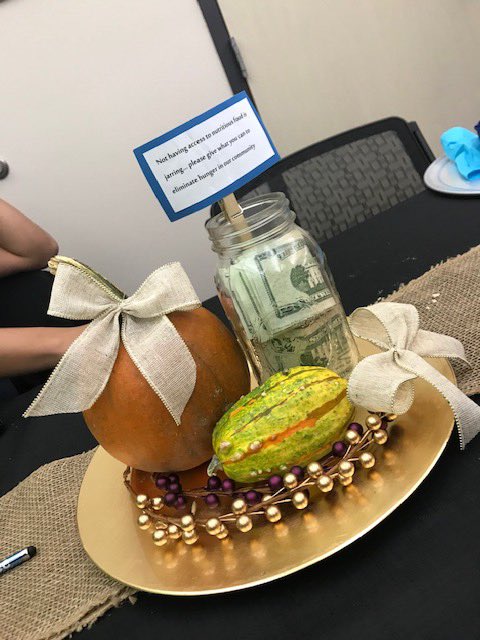 BluetreeNetwork's tweet photo. Success? Oh, you betcha 😍🤩🤤😋
2018 Brinner is in the books. #BlueleafGiveBackWeek
@SecondHarvestFB
@nbc15_madison https://t.co/omUievNSCc