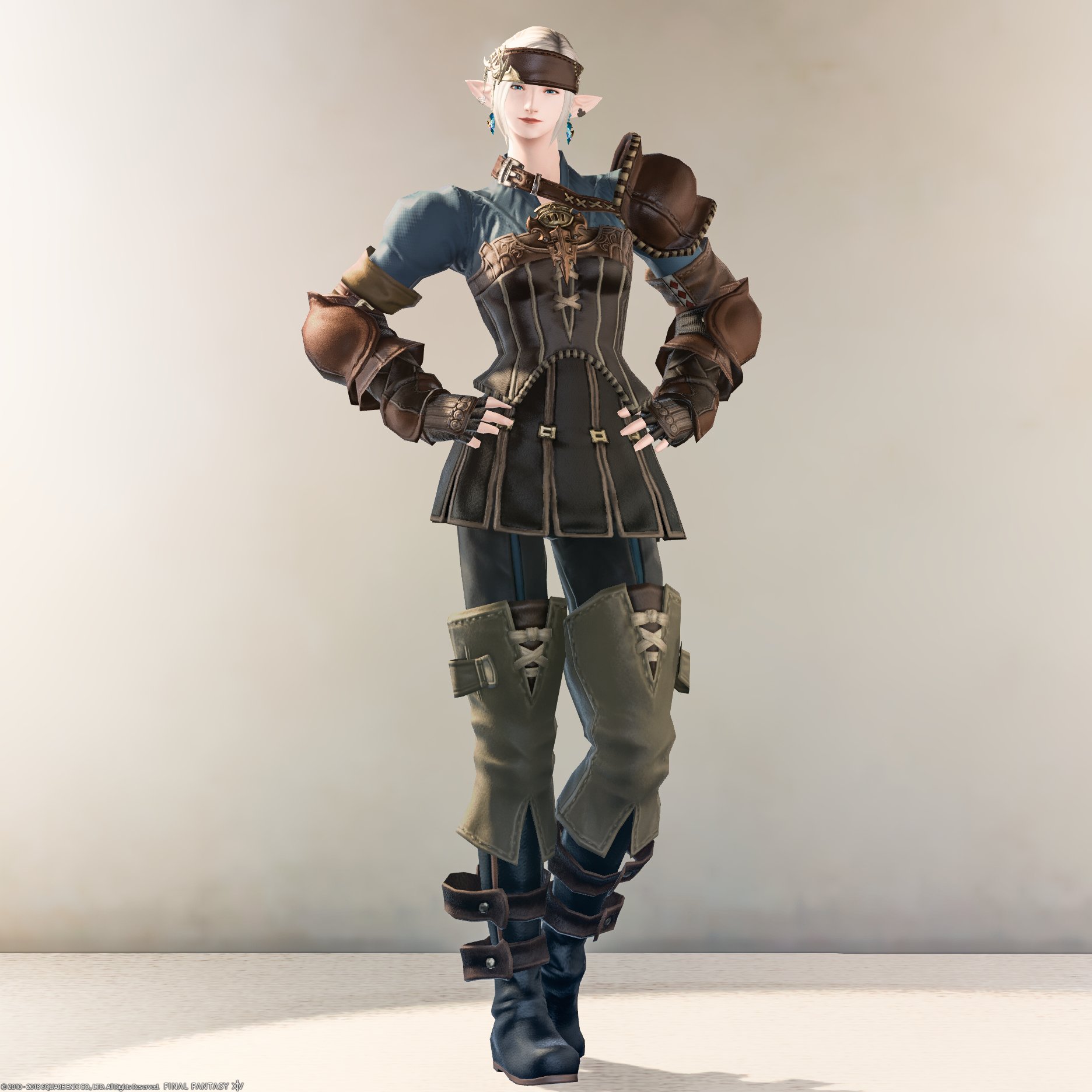 Chiyo Ivalician Thief S Jacket Fftの弓使い装備の男女のデザインを足して割ったような雰囲気の忍者装備 この青色珍しいよ 大きめの手足装備が特徴的 腕装備はずすとすっきりとした袖 シーフって名前ついてるけどシーフの装備ではないよ