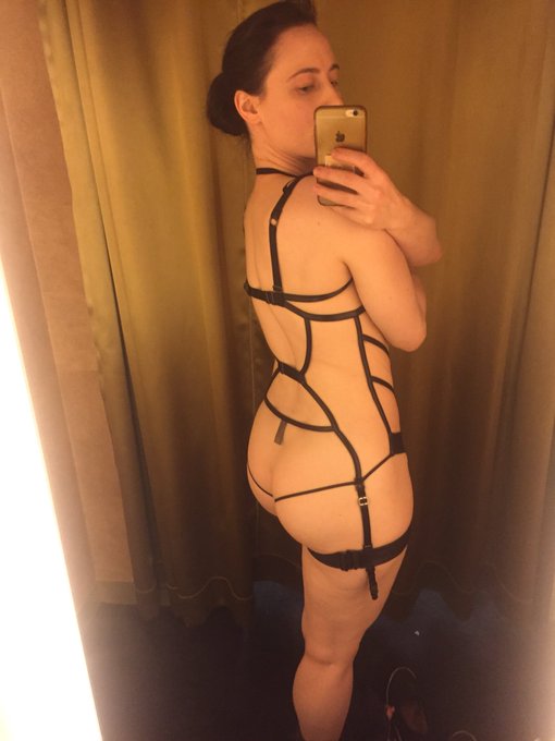 Well, this is a difficult decision, thoughts? https://t.co/pWcsMaejWv