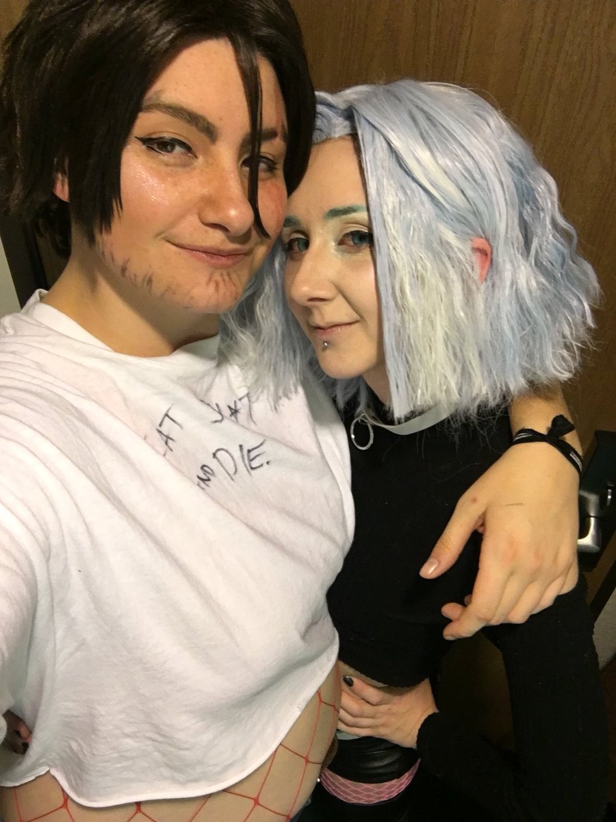 artemisarcturus's tweet image. my castlevania squad is my rock
alu: @epicoeni 
sypha: @corinnaaaa_ 
hector: @LaviMeh 
#daishocon