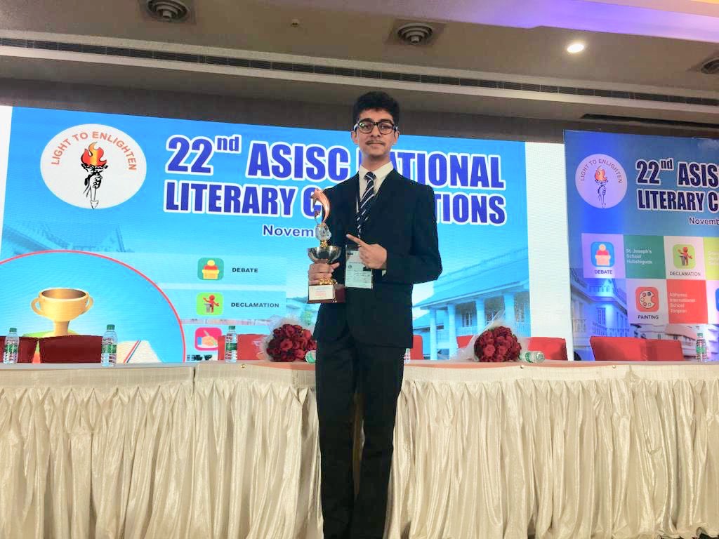 HinaBeg's tweet photo. Happy to Share my Son Faiz Khan representing #maharashtra in #group #juniors was awarded #certificate of #merit &amp; #secured 2nd #runner up position in #declamation in 22nd #ASISC #national #literary #competition held at #ramojifilmcity #hyderabd #india on 17th&amp;18th #november 2018. https://t.co/lUjH9nI7R4