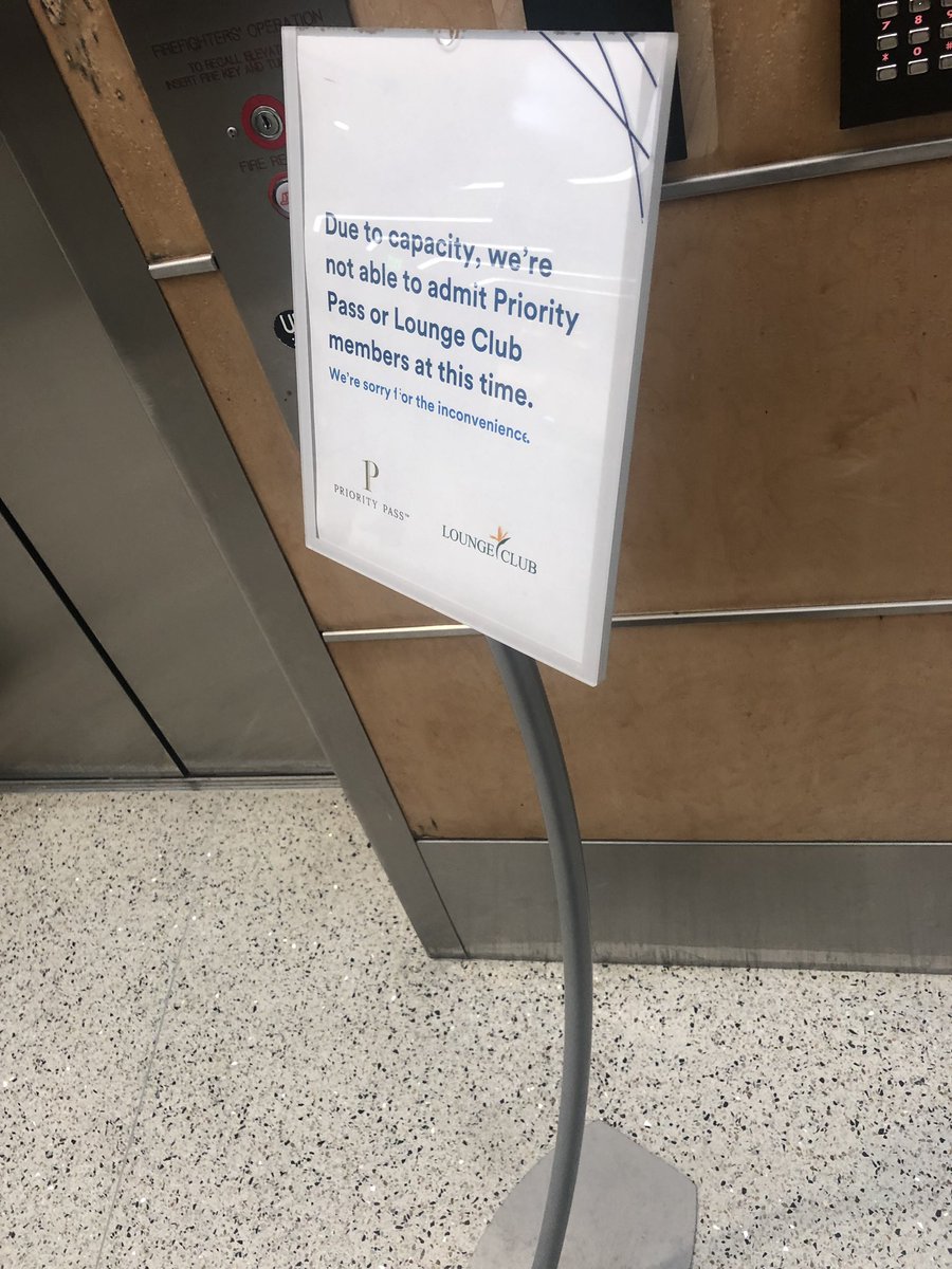 JamesJMasterson's tweet photo. @AskAmex Please upgrade LAX! Wasn’t allowed in upon arrival, no room avail upon departure https://t.co/yl3S7klPUv