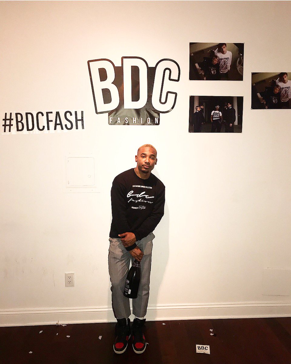 Teno_Rick's tweet photo. “Rookie of the Year” 🏆- S/O to everyone that made this night special 🖤 #WediditAGAIN #BDCfash #BDC1YearAnniversary https://t.co/VobDls0Chx