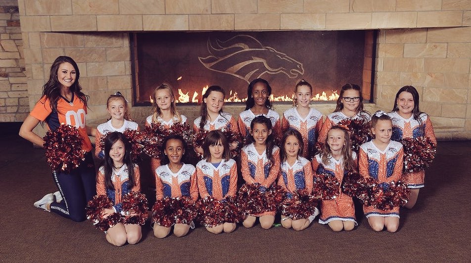 DBC_Julia's tweet image. It’s Not Too Late To Bid On Our #CheerForTheTroops Online Auction! We Have A JDBC Package That Includes Tuition AND Uniform - A Normally $650 Value! If You Have A #FutureDBC Just Waiting To Shine, Here’s Your Chance At The Best Value! bit.ly/2FsjCuN