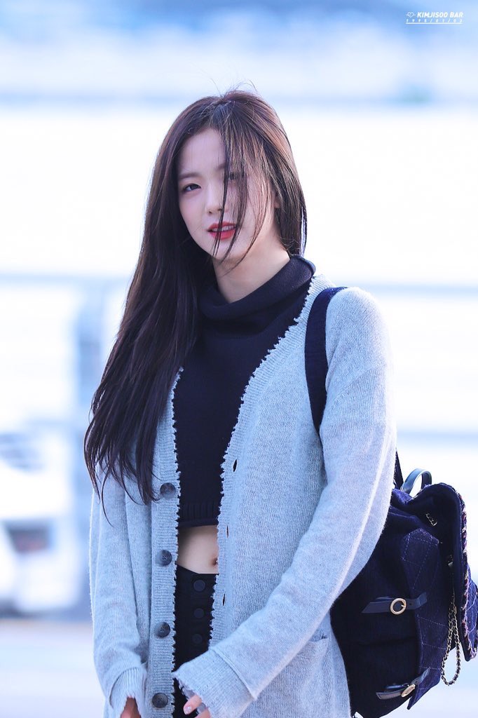LISA fan account tweet media