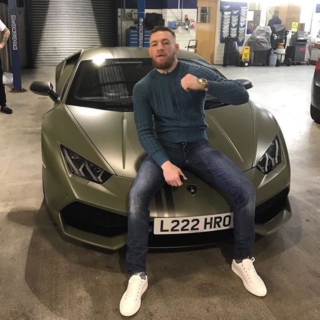dmccbexotics's tweet photo. One of our favorite bearded brawlers...Conor McGregor has a pretty awesome Lamborghini. #Movember #BeardedBrawler https://t.co/Cssn5YmIIz