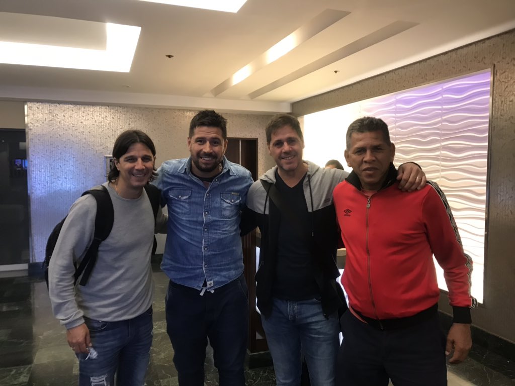 Cena de despedida con Betito , Martin y mi hermano Puma...⚽️