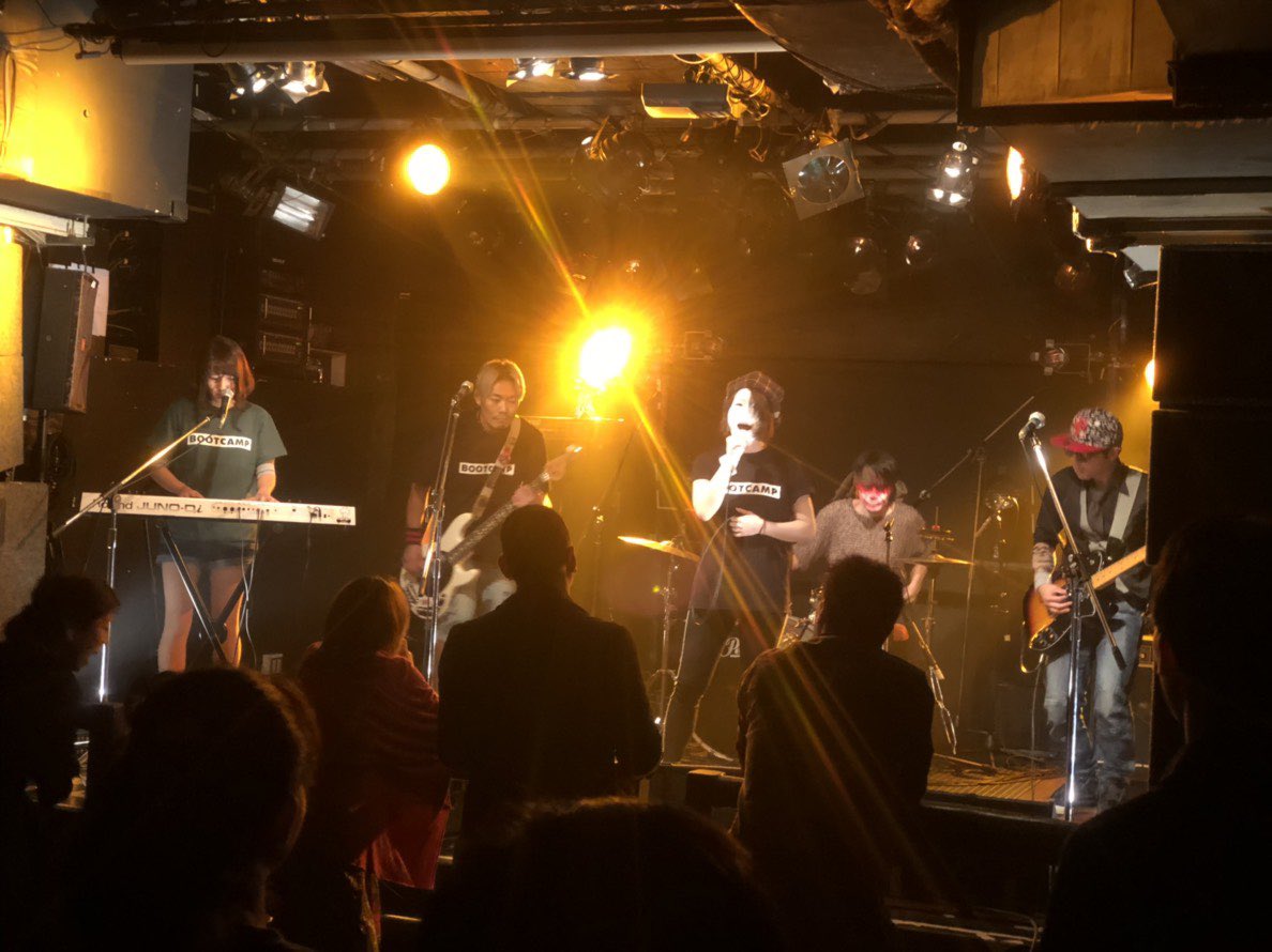 fxxkin_billy's tweet photo. 土曜日!
BAYSISに集まってくれたみんなありがとう!
まだまだやれることがあるはず!
がんばろう👊
#BOOTCAMP
#ブートキャンプ
#BAYSIS
#ベイシス
#OKUK
#チャーリィゴードン
#fastliver
#bratsjoke
#CHOGUN
#修羅場温泉チャンネル
#quartz
#etc
#べーんべー
#関内
#横浜
#LIVE
#ライブ
#NBC作戦 https://t.co/9OYsAcgEJD