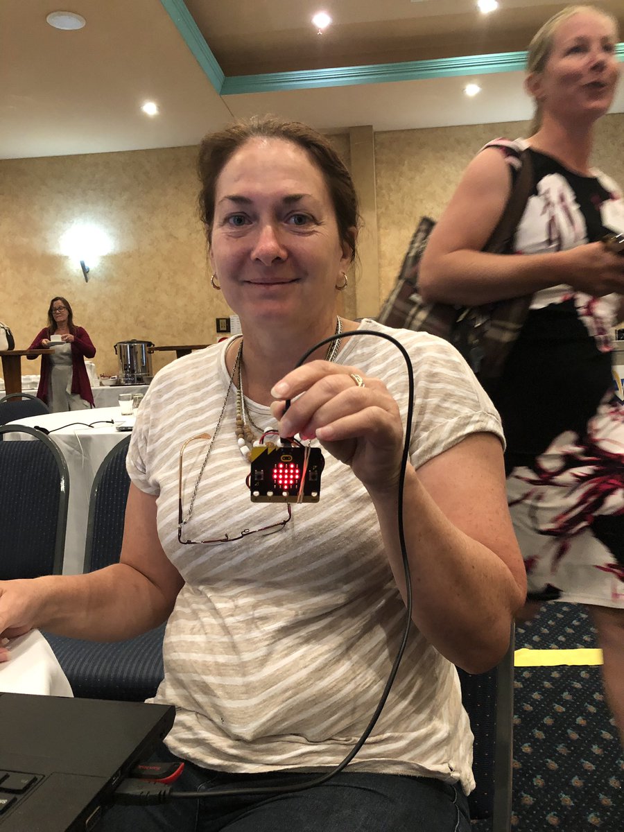 University of Sydney STEM Academy (@stemacademysyd) on Twitter photo Some exciting <a href="/microbit_edu/">Micro:bit Educational Foundation</a> coding action, resulting in a beating heart 💓 #USydSTEM Some exciting <a href="/microbit_edu/">Micro:bit Educational Foundation</a> coding action, resulting in a beating heart 💓 #USydSTEM