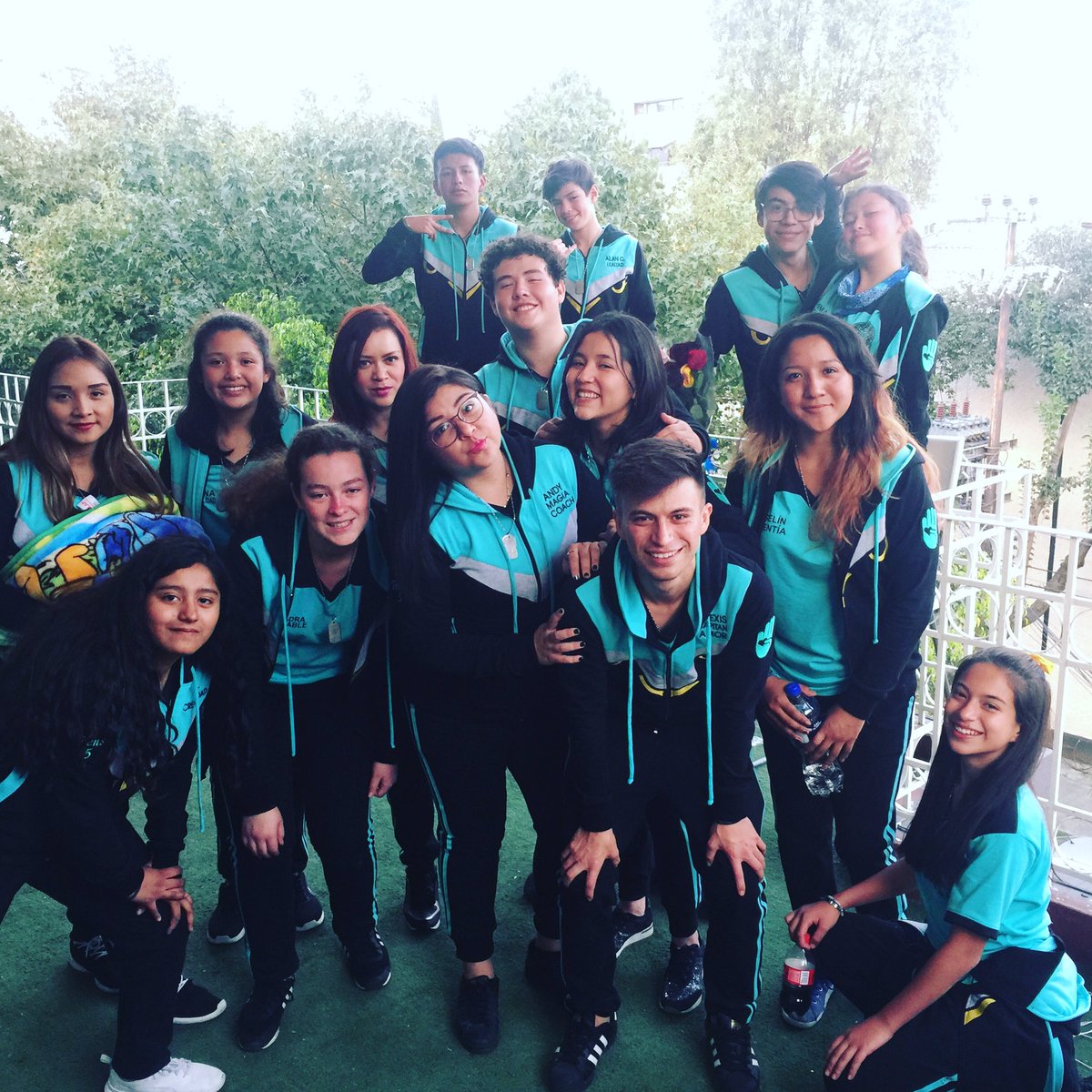 andiifd's tweet photo. Preguntas porque te doy tanto amor, luego sonríes con gesto de emoción. Verte feliz es todo para mi. 💕🦉✨ #Merakí #LosFav #Magia #AmorIncondicional #BienvenidosACasa https://t.co/tpzXUp8S9J