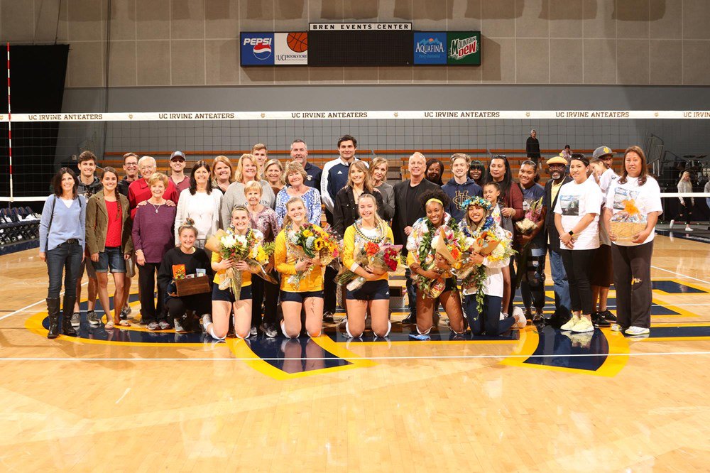 BigWestSports's tweet photo. 2018 @BigWestWVB FINAL Top Teams:

1. Mustangs 👑 (15-1)
2. Rainbow Wahine (14-2)
3. Anteaters (10-6)
4. Gauchos (9-7)
5. Aggies (8-8)
5. Beach (8-8)
...
#BWCWVB https://t.co/kO3dDZGXjG