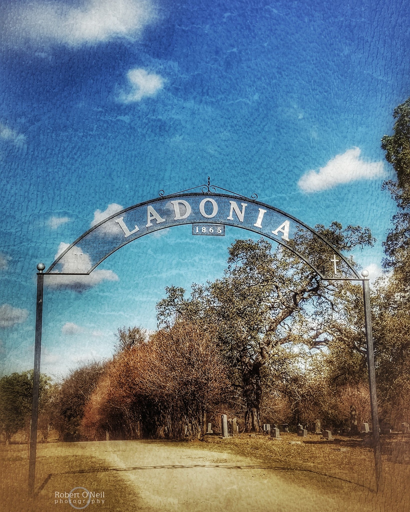 Robert A. O'Neil on Twitter "Ladonia Cemetery entrance, ladoniatx 