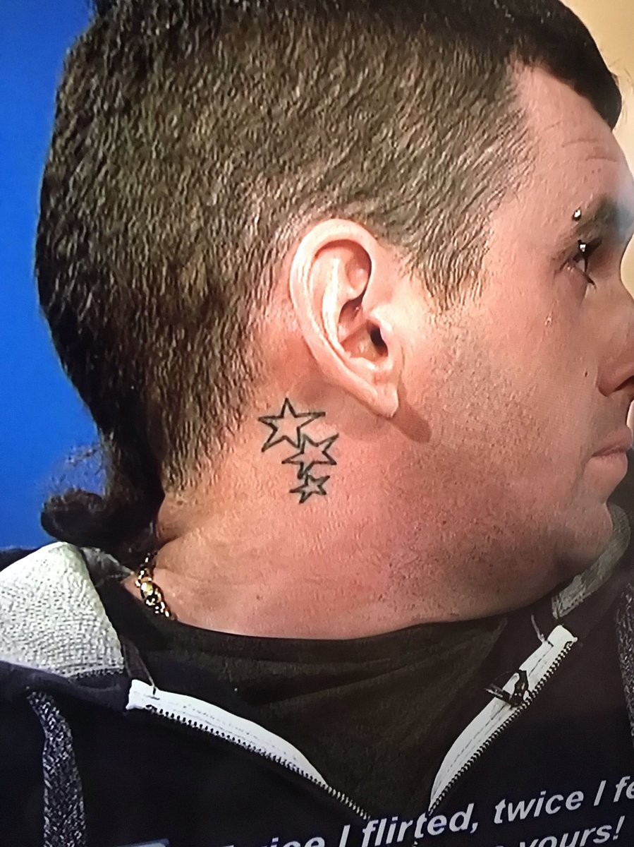 Emmaplug's tweet photo. How has barber never accidentally lopped this off #925club #jeremykyle #ratstail https://t.co/xIqEfm6ygE