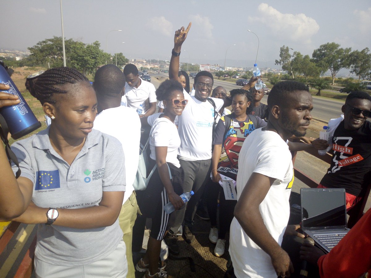 Temple_Oraeki's tweet photo. The commitment from the team @ACF_Nigeria was breathtaking. Awesome team represented at the #HopeSpringWASHRun to mark the #WorldToiletDay. Together we will ensure we end open defecation in Nigeria. @hopespringH2O https://t.co/ETI8r9Bmer