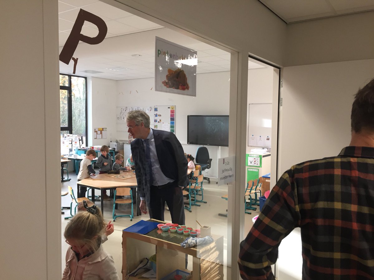 Werkweek begonnen bij RKBS Sint-Nicolaasschool in Haren. Prachtig gebouw en aansprekend onderwijs.